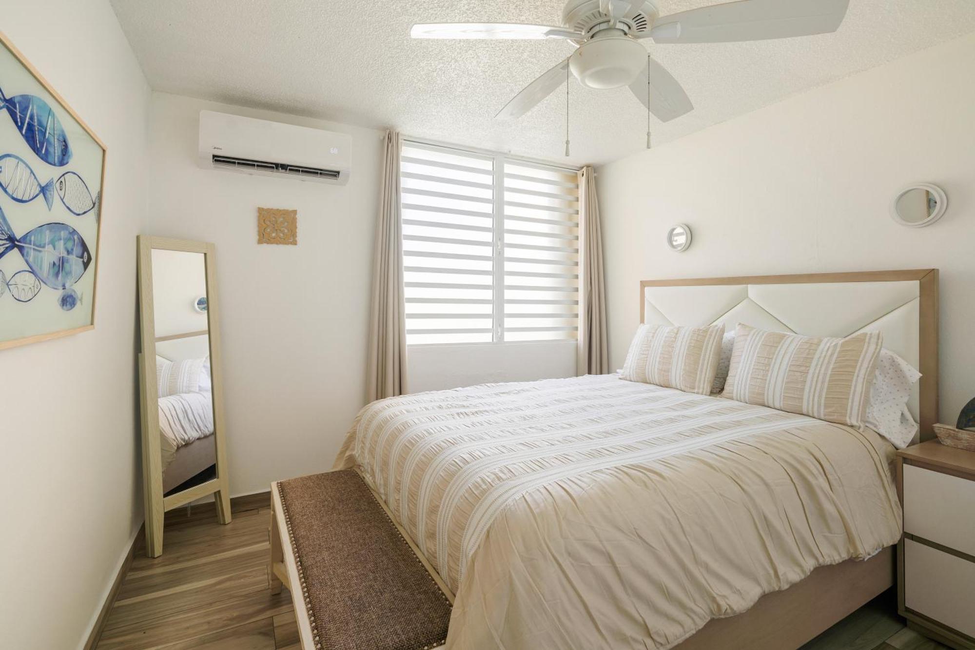 Ocean Blue Beach Apt 卢基约 外观 照片